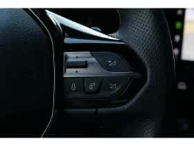 Peugeot 308 (2024) thumbnail 18