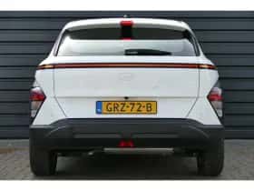 Hyundai Kona (2024) thumbnail 5