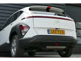 Hyundai Kona (2024) thumbnail 8