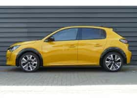 Peugeot 208 (2021) thumbnail 2