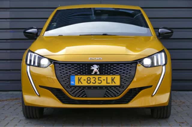 Peugeot 208 (2021) thumbnail 4