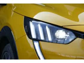 Peugeot 208 (2021) thumbnail 10