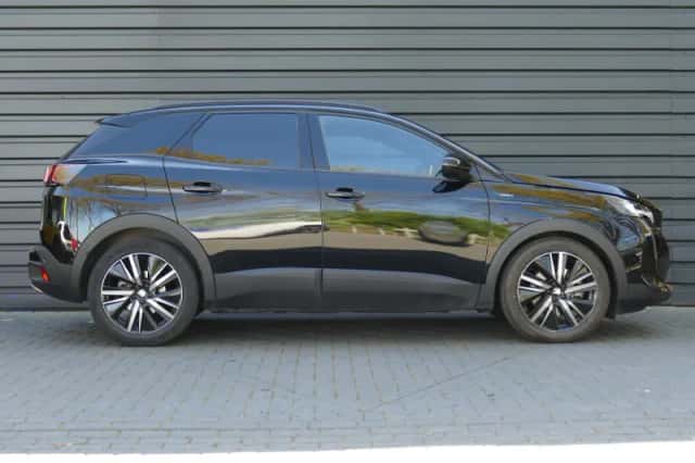 Peugeot 3008 (2022) thumbnail 3