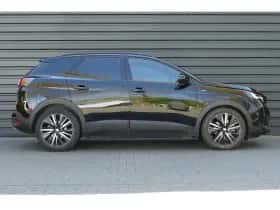 Peugeot 3008 (2022) thumbnail 3