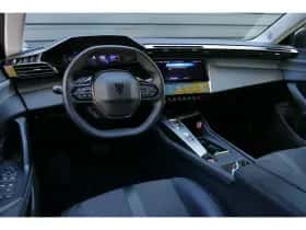 Peugeot 308 (2022) thumbnail 13
