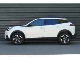 Peugeot 2008 (2023) thumbnail 2