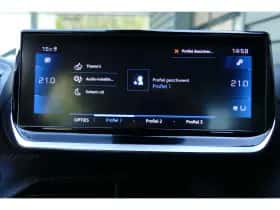 Peugeot 2008 (2023) thumbnail 32
