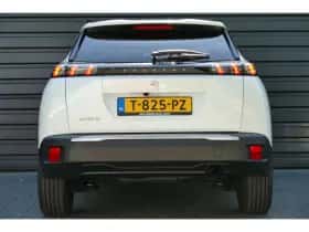 Peugeot 2008 (2023) thumbnail 5
