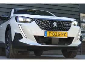 Peugeot 2008 (2023) thumbnail 9