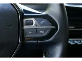 Peugeot 2008 (2021) thumbnail 19