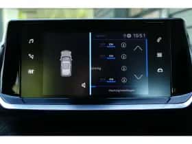 Peugeot 2008 (2021) thumbnail 23