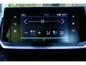 Peugeot 2008 (2021) thumbnail 24
