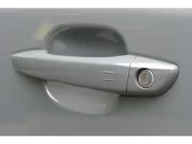 Peugeot e-2008 (2024) thumbnail 13