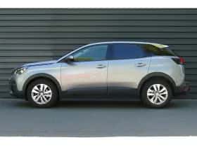 Peugeot 3008 (2018) thumbnail 2