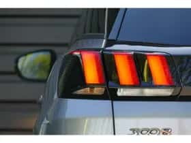 Peugeot 3008 (2018) thumbnail 7