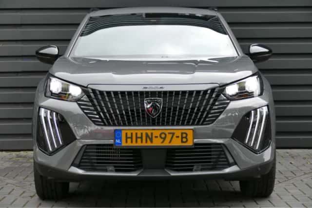Peugeot 2008 (2025) thumbnail 4