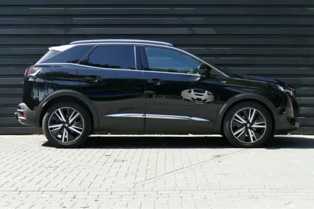 Peugeot 3008 (2021) thumbnail 3