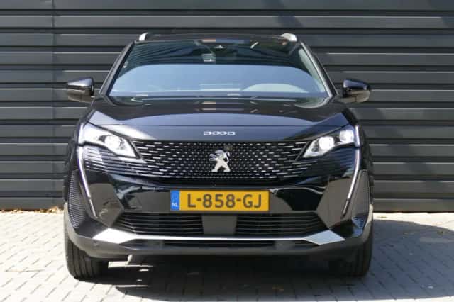 Peugeot 3008 (2021) thumbnail 4