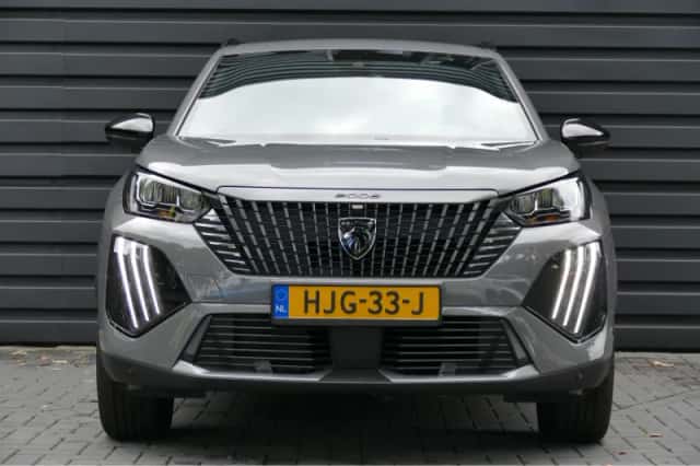 Peugeot e-2008 (2025) thumbnail 4
