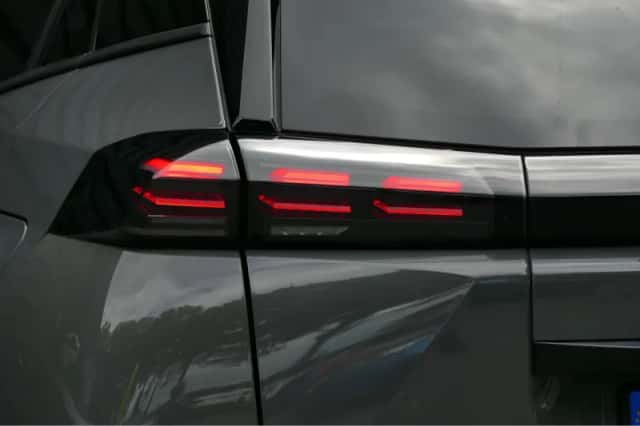 Peugeot e-2008 (2025) thumbnail 6