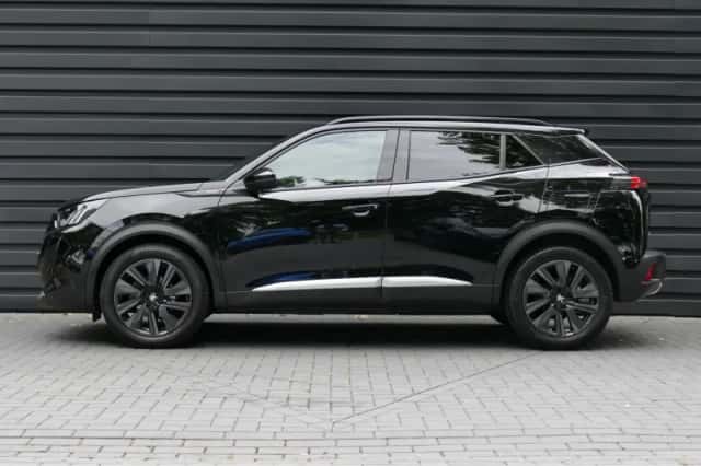 Peugeot 2008 (2021) thumbnail 2