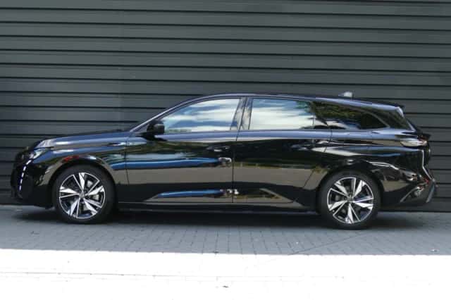 Peugeot 308 (2023) thumbnail 2