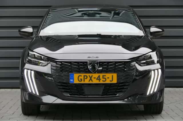 Peugeot e-208 (2024) thumbnail 4