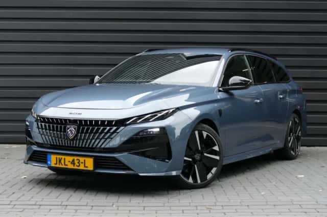 Peugeot 308 (2025) thumbnail 1