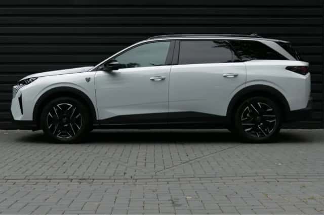 Peugeot 5008 (2026) thumbnail 2