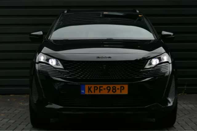 Peugeot 3008 (2024) thumbnail 4