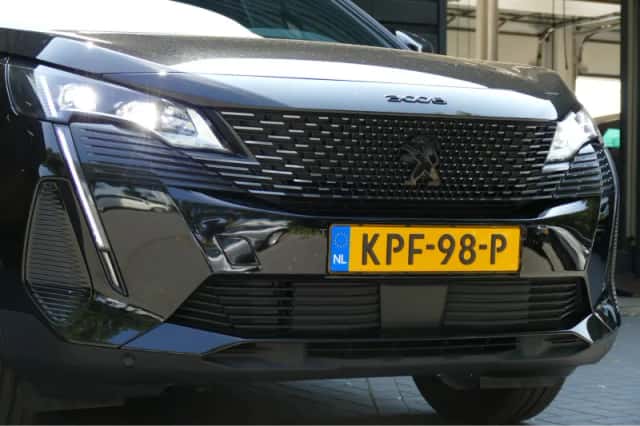 Peugeot 3008 (2024) thumbnail 6
