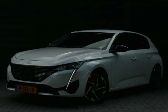 Peugeot 308 (2022) thumbnail 1