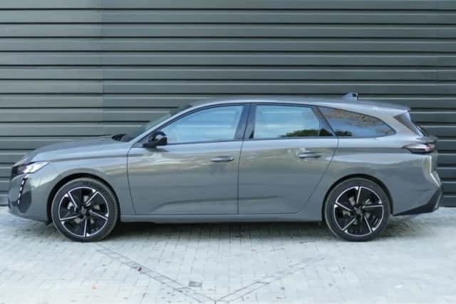 Peugeot e-308 (2024) thumbnail 3