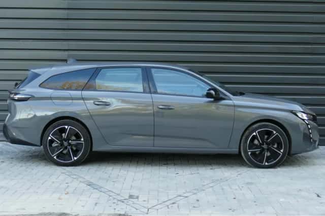Peugeot e-308 (2024) thumbnail 5