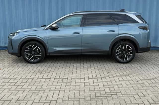 Peugeot 5008 (2025) thumbnail 2