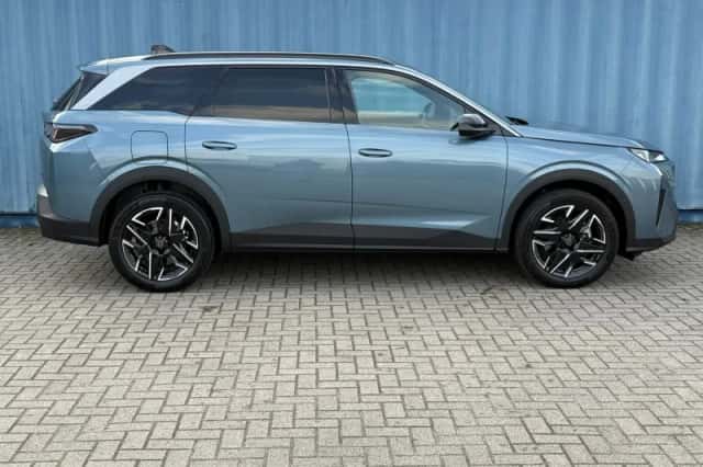 Peugeot 5008 (2025) thumbnail 6