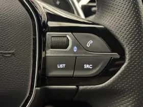 Peugeot 5008 (2023) thumbnail 22