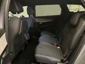 Peugeot 5008 (2023) thumbnail 27