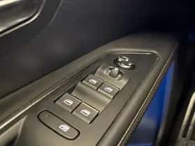 Peugeot 5008 (2023) thumbnail 9