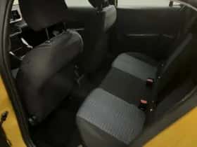 Peugeot 208 (2022) thumbnail 6