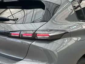 Peugeot 308 (2024) thumbnail 18