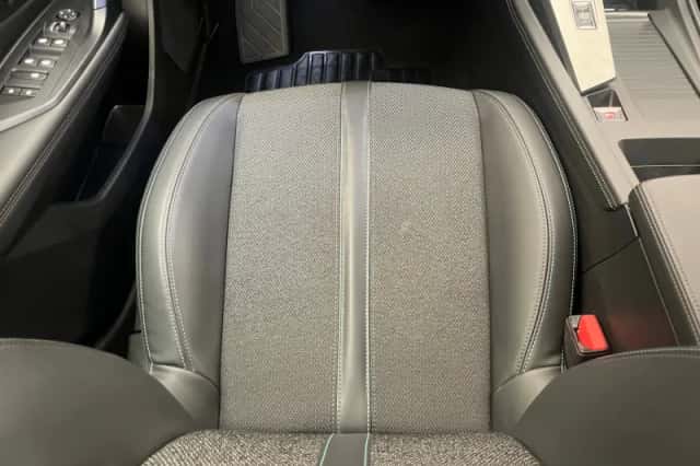 Peugeot 308 (2024) thumbnail 4