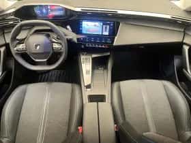 Peugeot 308 (2024) thumbnail 5
