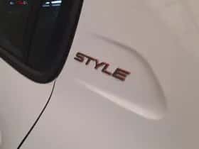 Peugeot 208 (2025) thumbnail 17
