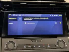 Peugeot 308 (2023) thumbnail 25