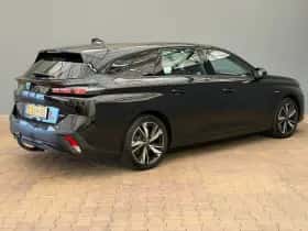 Peugeot 308 (2023) thumbnail 4