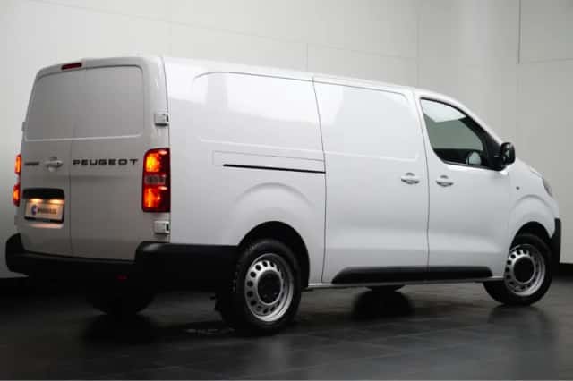 Peugeot Expert (2024) thumbnail 2