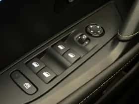 Peugeot 208 (2024) thumbnail 17