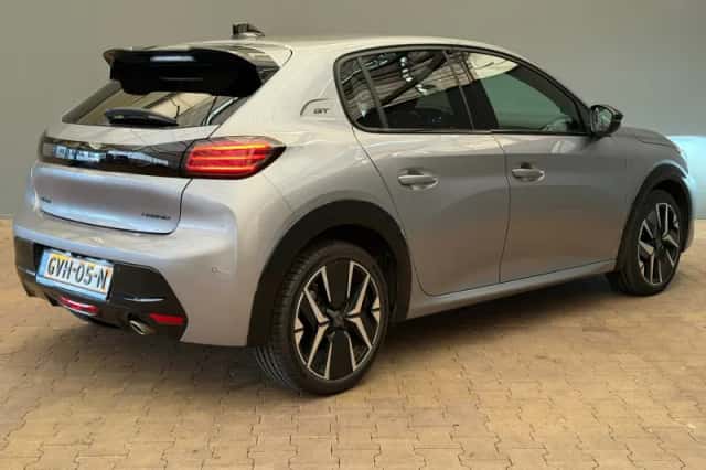 Peugeot 208 (2024) thumbnail 3