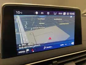 Peugeot 3008 (2019) thumbnail 6